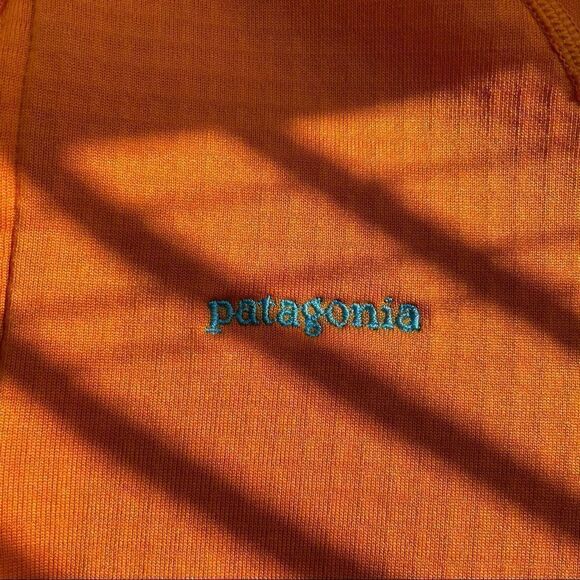 PATAGONIA Light Orange 1/2 Zip Pullover Sweater - Picture 8 of 9